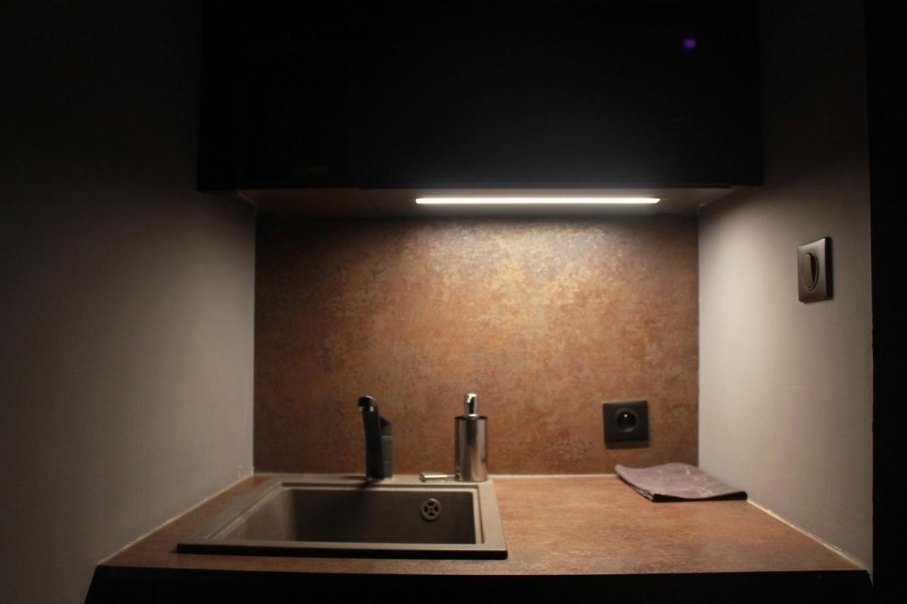 The Down Town Nenad'S Spa 第戎 外观 照片