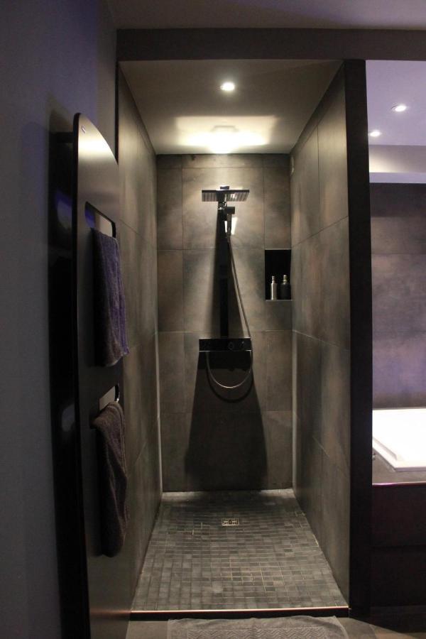 The Down Town Nenad'S Spa 第戎 外观 照片
