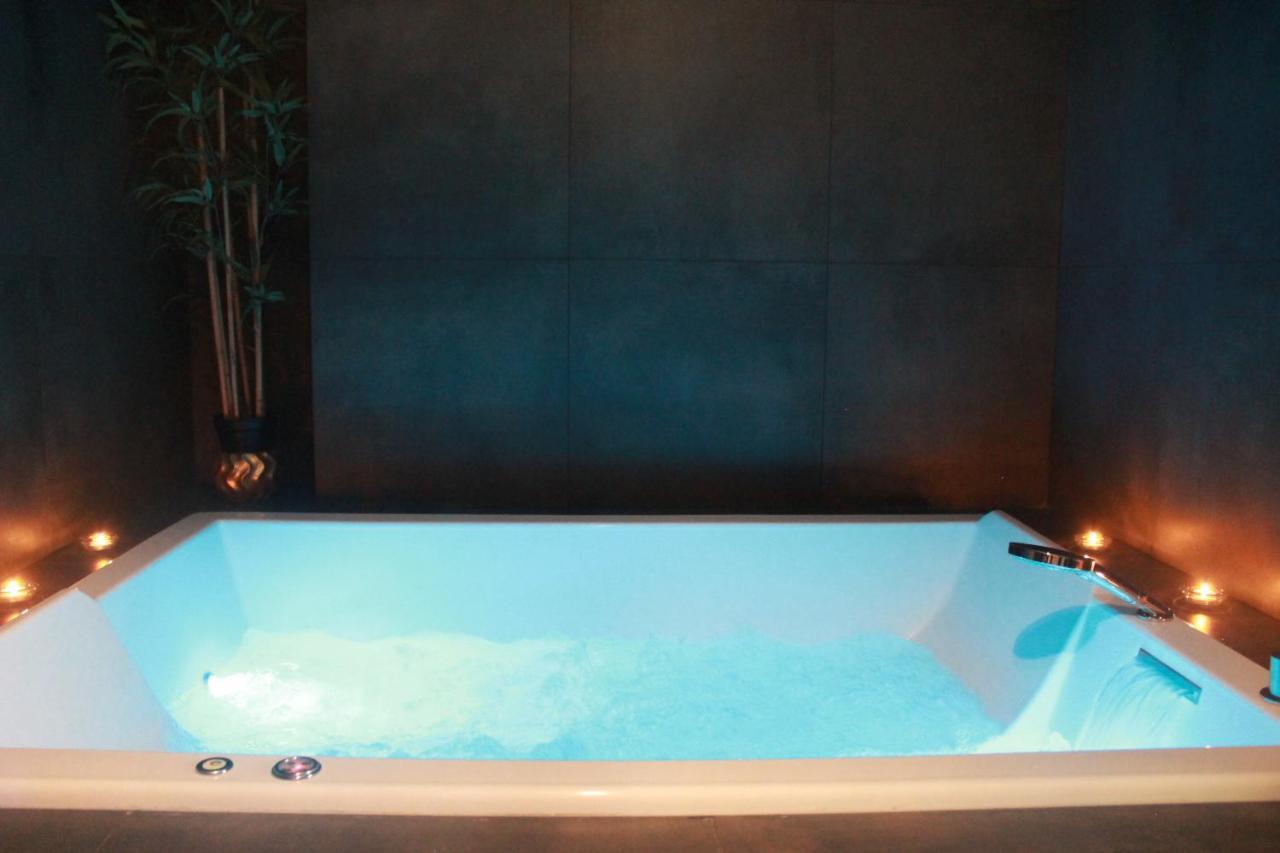 The Down Town Nenad'S Spa 第戎 外观 照片